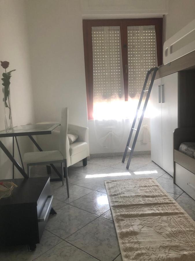 Elena'S Home Cagliari Bagian luar foto